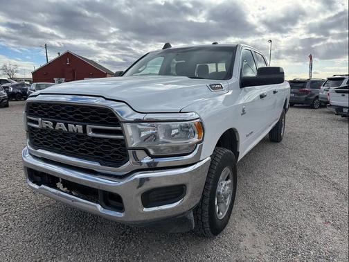2019 RAM 3500 Tradesman Crew Cab 4x4 8' Box