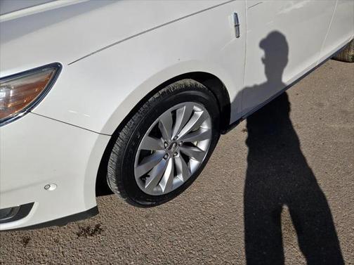 2013 Lincoln MKS Base