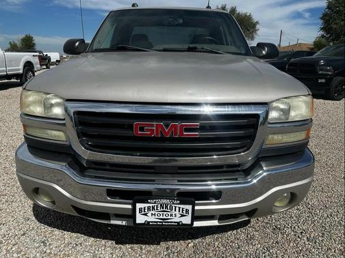 2005 GMC Sierra 2500 SLT H/D Extended Cab