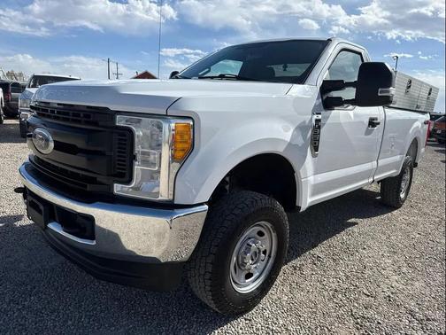 Oxford White 2017 Ford F-350 XL