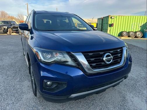 2018 Nissan Pathfinder SV