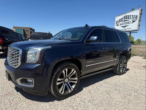 Blue 2018 GMC Yukon Denali