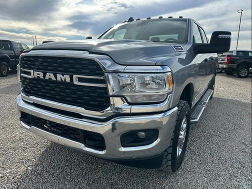 2023 RAM 2500 Big Horn Crew Cab 4x4 8' Box