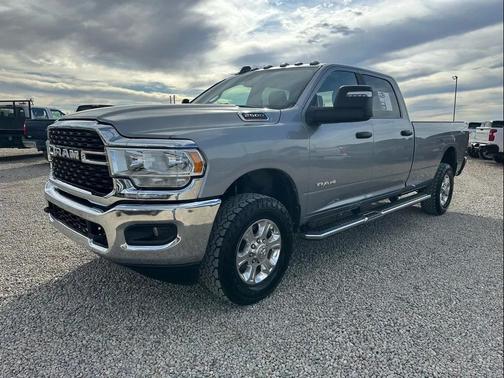 2023 RAM 2500 Big Horn Crew Cab 4x4 8' Box