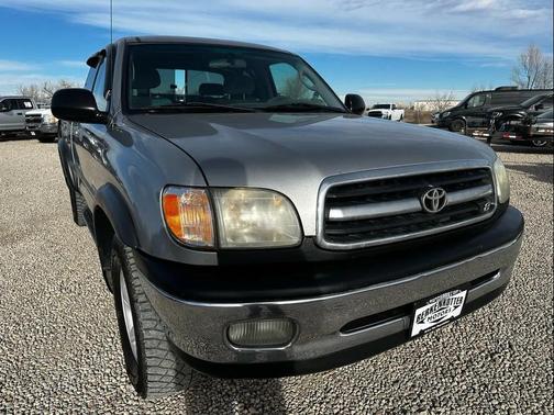 Thunder Gray Metallic 2002 Toyota Tundra SR5