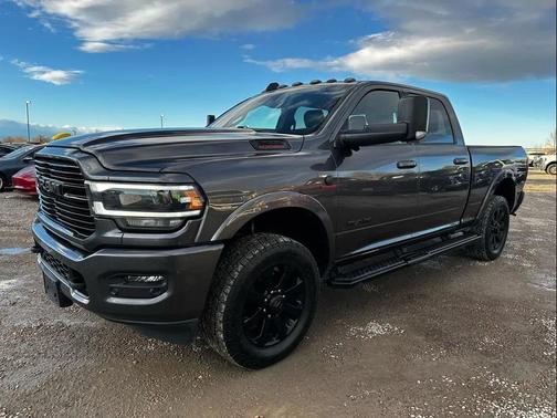2020 RAM 2500 Laramie Crew Cab 4X4 6'4' Box