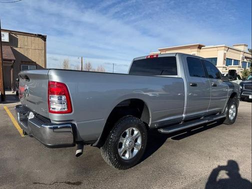 Billet Silver Metallic Clearcoat 2023 RAM 2500 Big Horn Crew Cab 4x4 8' Box
