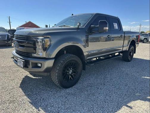Magnetic Metallic 2019 Ford F-250 Lariat