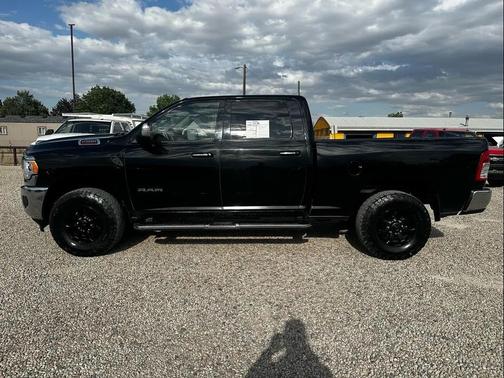 2019 RAM 2500 Big Horn Crew Cab 4x4 6'4' Box
