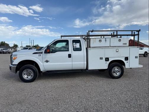 Oxford White 2014 Ford F-350 XL