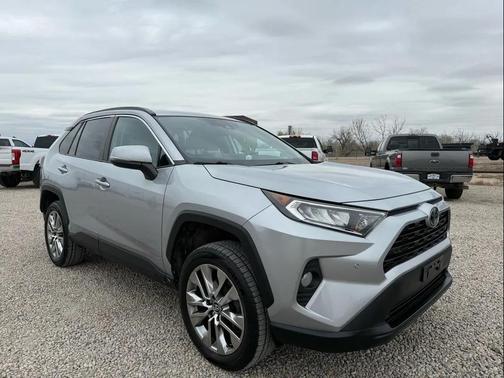 Silver Sky Metallic 2020 Toyota RAV4 XLE Premium