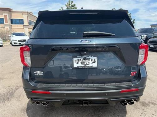 2022 Ford Explorer ST