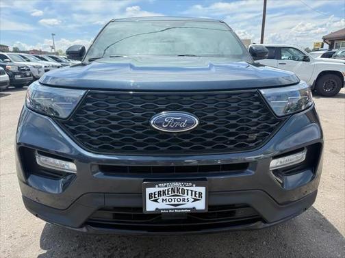 2022 Ford Explorer ST