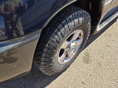 2000 Toyota Land Cruiser Base