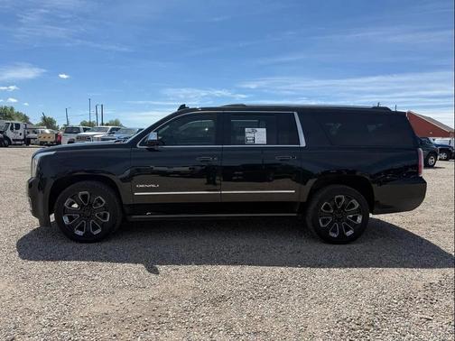 Onyx Black 2019 GMC Yukon XL Denali