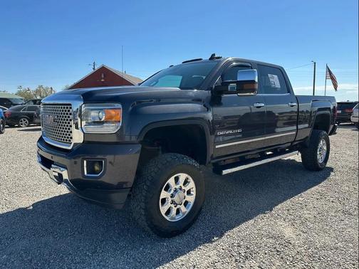 2016 GMC Sierra 2500 Denali