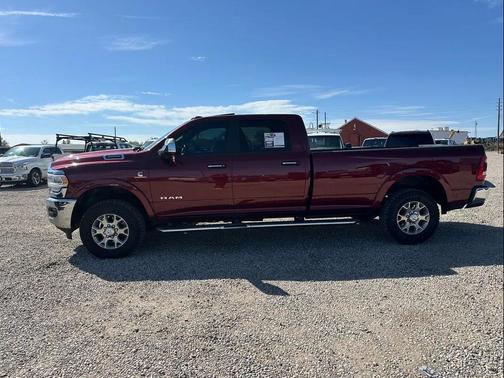 Delmonico Red Pearlcoat 2022 RAM 3500 Laramie Crew Cab 4x4 8' Box