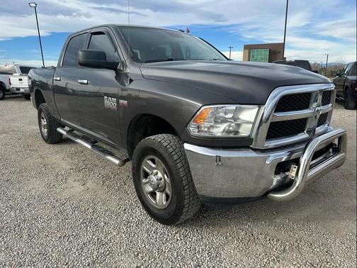 2017 RAM 2500 SLT Crew Cab 4x4 6'4' Box