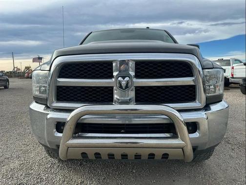 2017 RAM 2500 SLT Crew Cab 4x4 6'4' Box