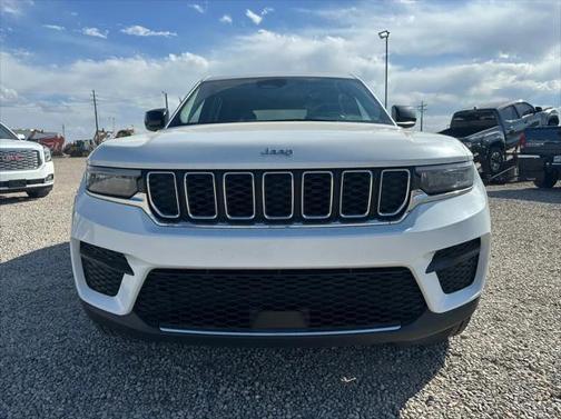 2023 Jeep Grand Cherokee Laredo
