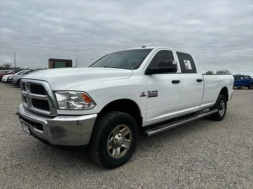 2017 RAM 3500 Tradesman Crew Cab 4x4 8' Box