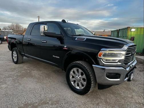 2019 RAM 2500 Laramie Mega Cab 4x4 6'4' Box