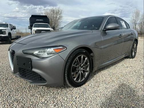 2017 Alfa Romeo Giulia Base