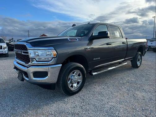 2021 RAM 2500 Tradesman Crew Cab 4x4 8' Box