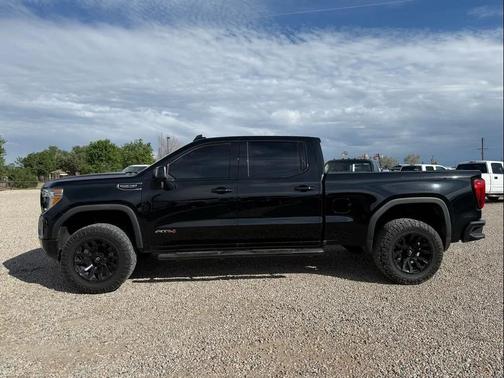 Black 2021 GMC Sierra 1500 AT4