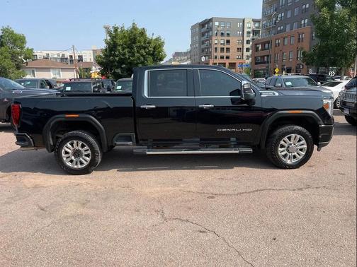 2022 GMC Sierra 2500 Denali