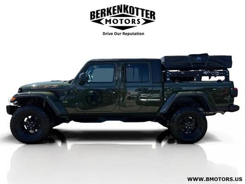 Sarge Green Clearcoat 2024 Jeep Gladiator Willys