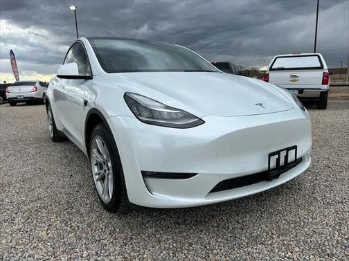 2022 Tesla Model Y Long Range Dual Motor All-Wheel Drive