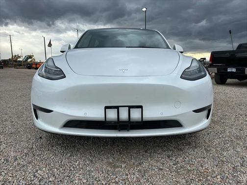 2022 Tesla Model Y Long Range Dual Motor All-Wheel Drive