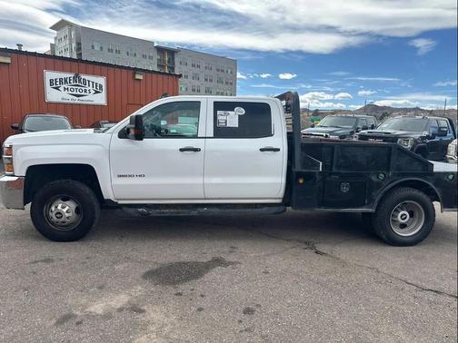 Summit White 2016 Chevrolet Silverado 3500 WT