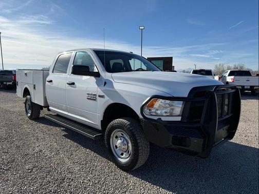 2018 RAM 2500 Tradesman Crew Cab 4x4 8' Box