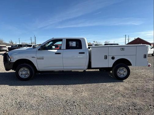 2018 RAM 2500 Tradesman Crew Cab 4x4 8' Box