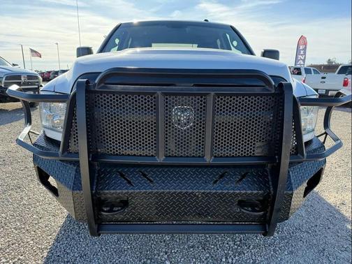 2018 RAM 2500 Tradesman Crew Cab 4x4 8' Box
