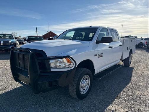 2018 RAM 2500 Tradesman Crew Cab 4x4 8' Box