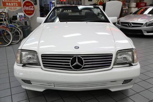 White 1995 Mercedes-Benz SL-Class Base