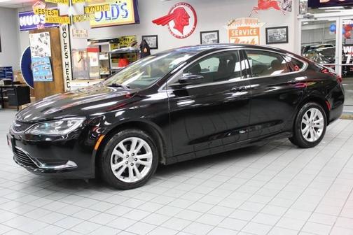 2016 Chrysler 200 Limited