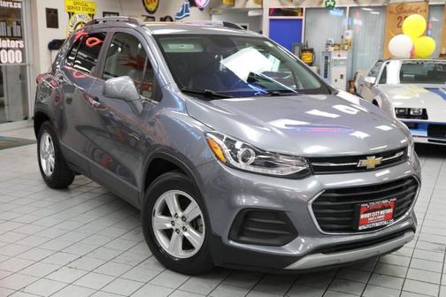 Gray 2019 Chevrolet Trax LT