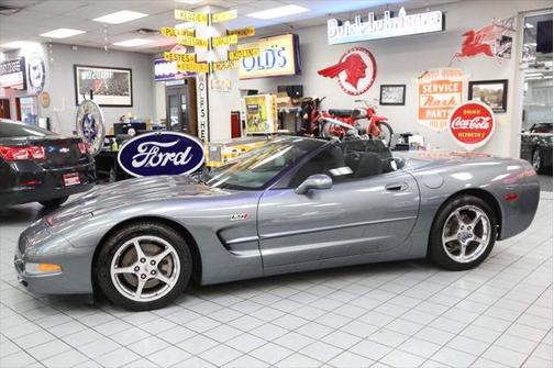 2003 Chevrolet Corvette Base
