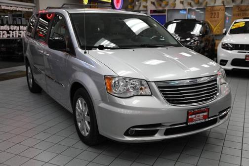 2011 Chrysler Town & Country Touring-L