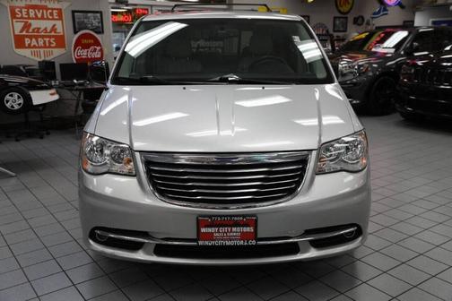 2011 Chrysler Town & Country Touring-L