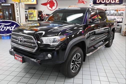 2016 Toyota Tacoma TRD Sport