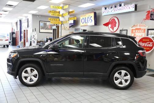 Black 2021 Jeep Compass Latitude