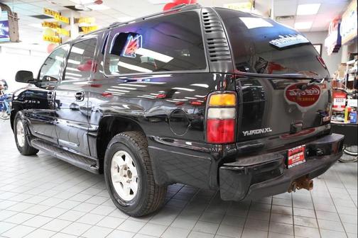 2004 GMC Yukon XL 1500 Denali