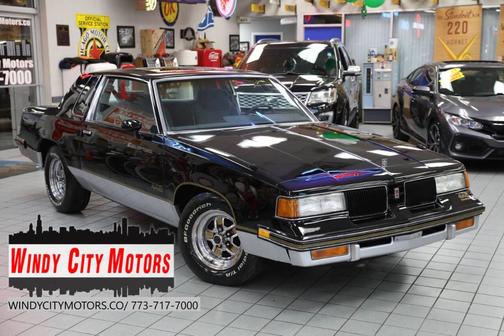 Black Silver 1987 Oldsmobile Cutlass Supreme Base