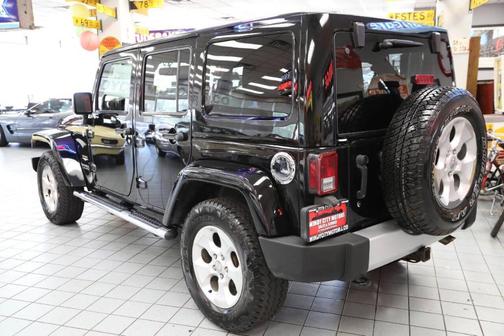 2013 Jeep Wrangler Unlimited Sahara
