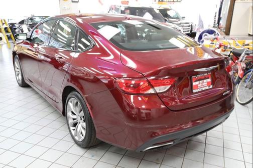 2015 Chrysler 200 S